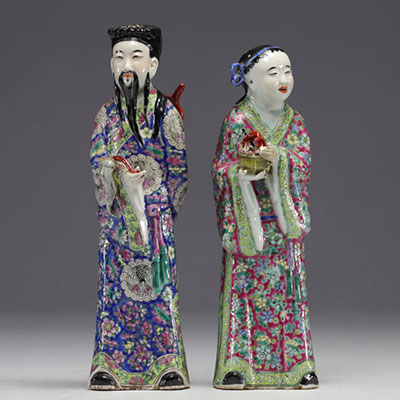 Chine - Couple de personnages en porcelaine famille rose, XIXe siècle.