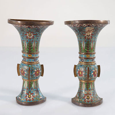 Chine paire de demi-vases en bronze cloisonné d'époque Qing