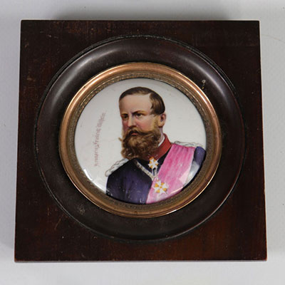 Portrait de Friedrich Wilhelm peint sur porcelaine