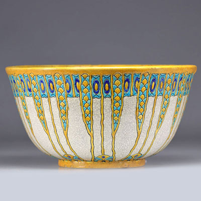 Charles CATTEAU (1880-1966) - BOCH FRERES Coupe céramique émaillée à décor stylisé