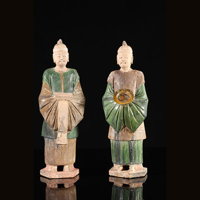 Chine deux statues en terre cuite époque Ming