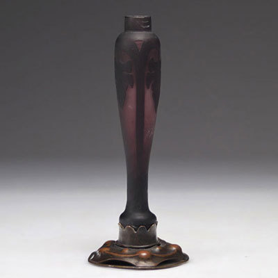 Daum Nancy att. vase 1900 metal foot