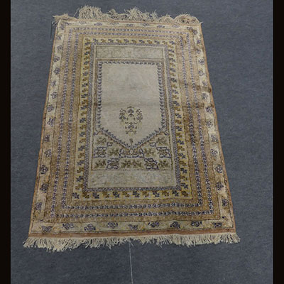 土耳其-20世纪中叶黄底丝绸祈祷毯1.40Mx0.38M