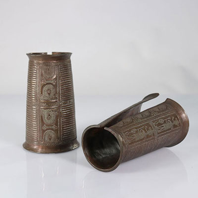 Problem. Africa - Pair of cuffs - early 20th