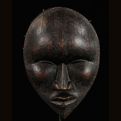科特迪瓦老丹面具