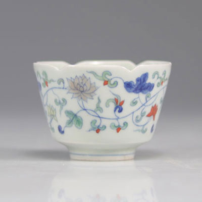 Porcelain bowl decorated in Doucai lotus flower mark Chenghua apocryphal mark