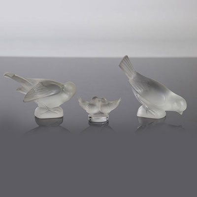 3 Oiseaux en verre signé Lalique France